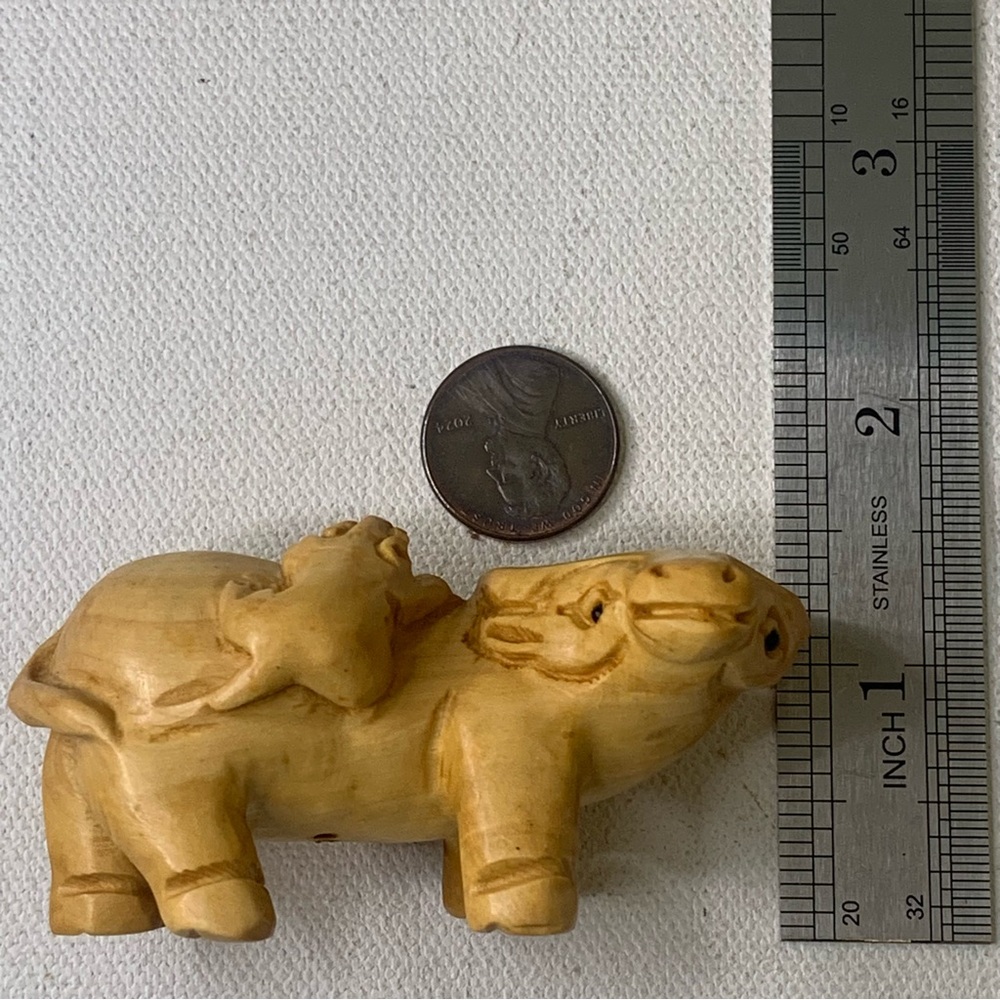Ox Water Buffalo Netsuke Figurine Hand Carved Boxwood Wooden Animal Carving 2.8" - Picture 14 of 14